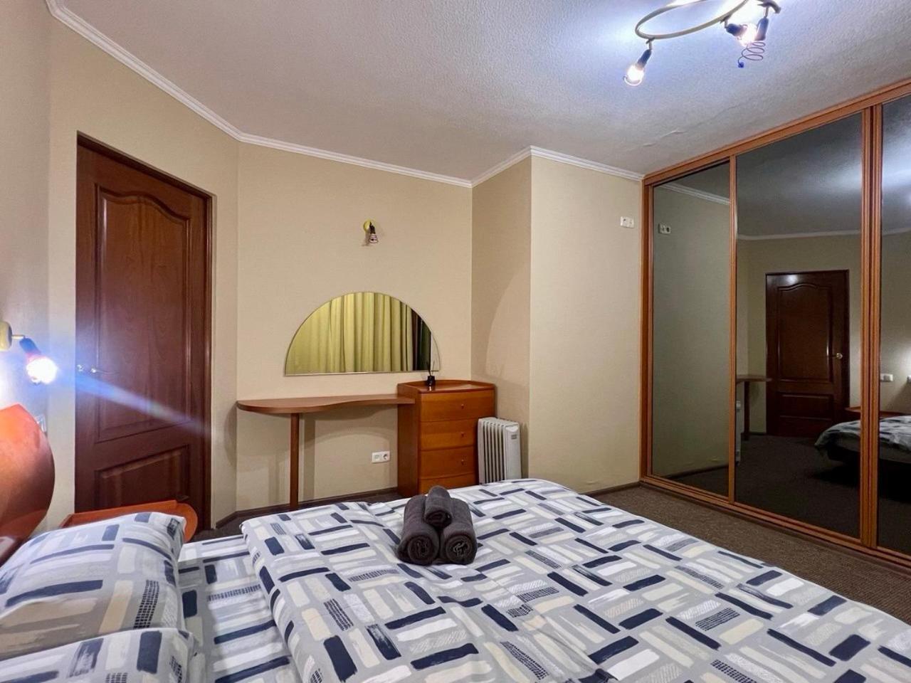 Apartment In The Center Of Kijev Kültér fotó