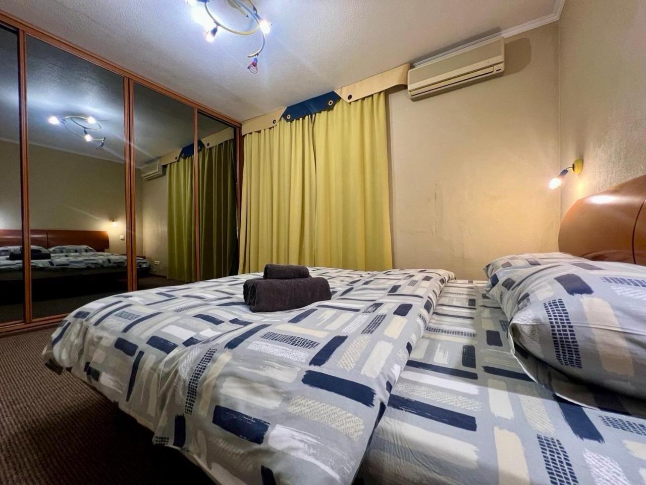 Apartment In The Center Of Kijev Kültér fotó