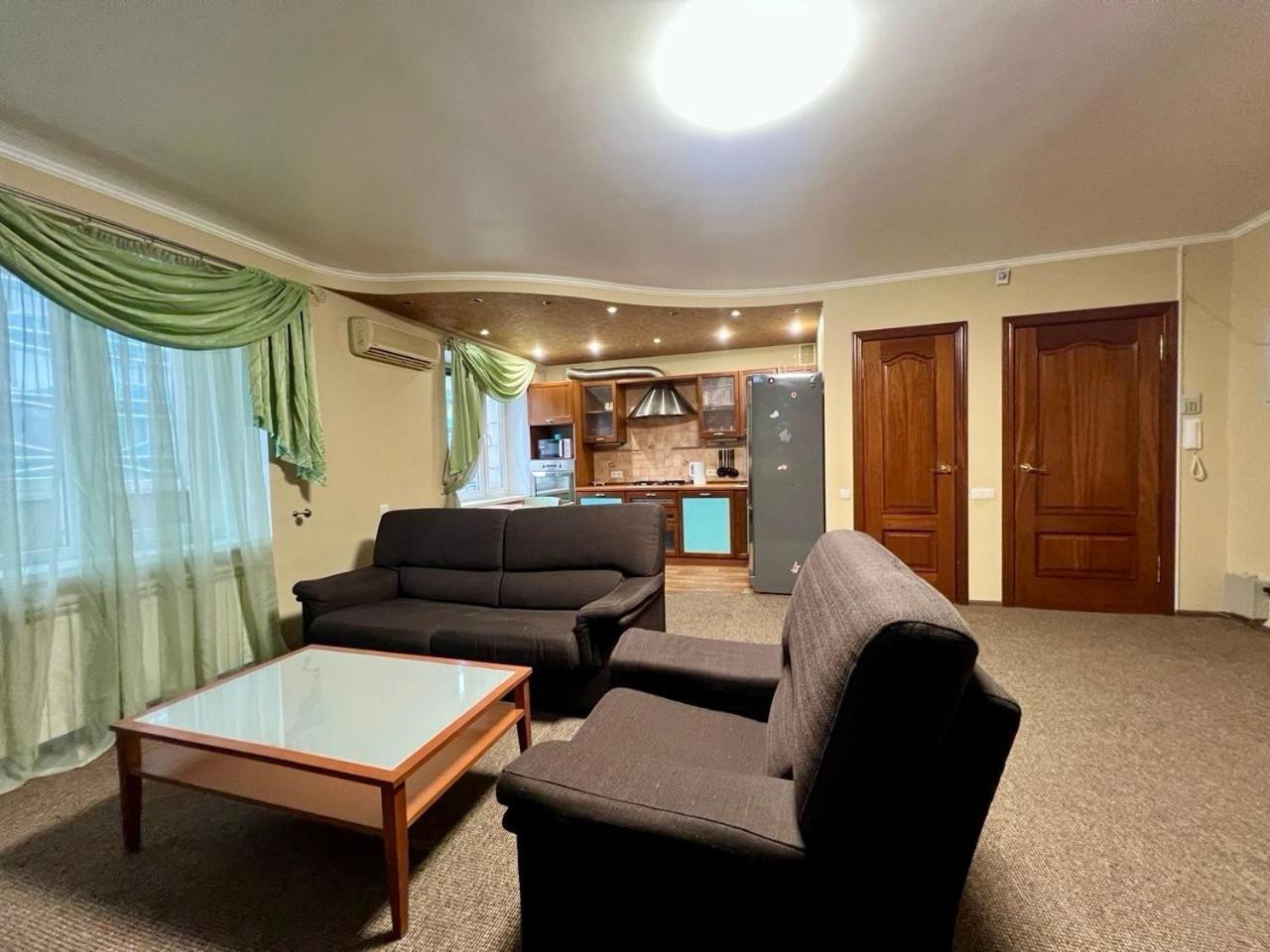 Apartment In The Center Of Kijev Kültér fotó