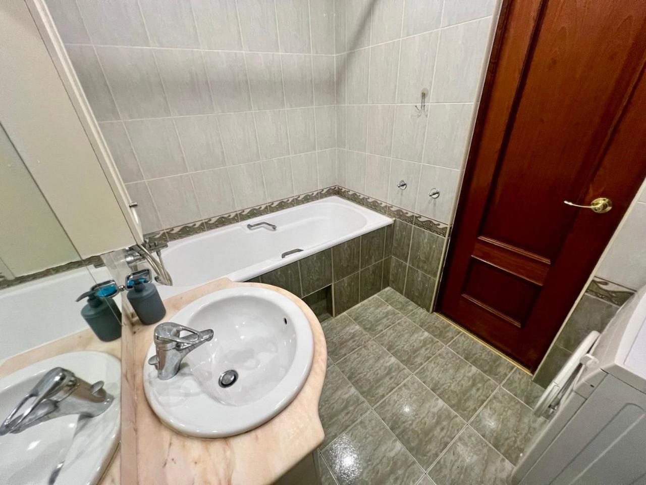 Apartment In The Center Of Kijev Kültér fotó